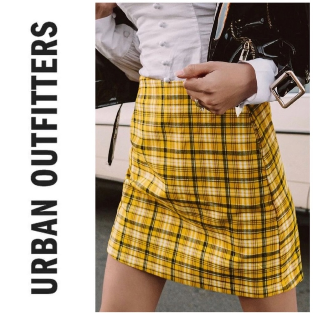 NWOT Urban Outfitters Yellow Plaid Miniskirt Size M